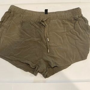 H&M shorts